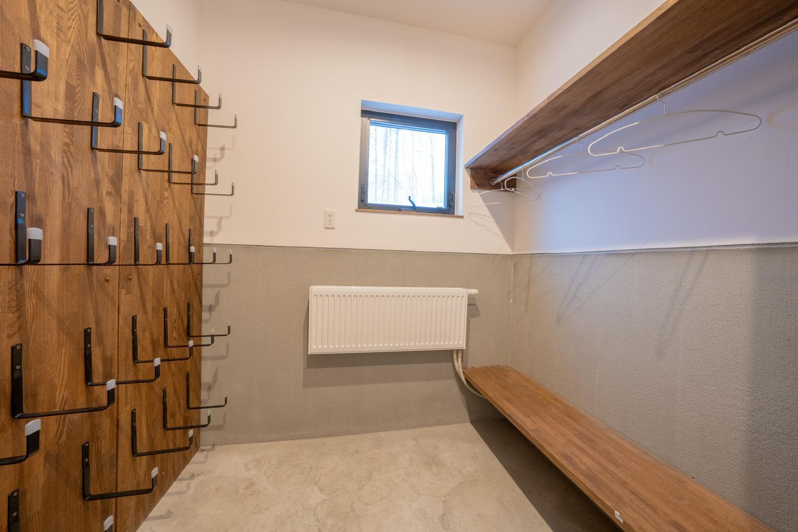 Ski room